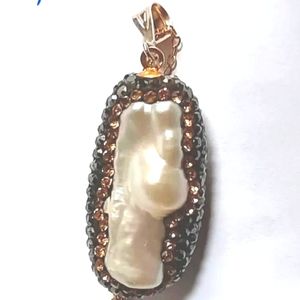 Genuine Two Sided Baroque Biwa Freshwater Pearl 14k Chain Yellow & Black Stones